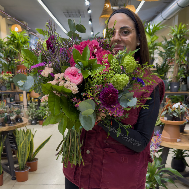 Ramo Miriam | Bouquet Elegante con Hortensia y Rosas Fucsia | Flores Navarro Barcelona