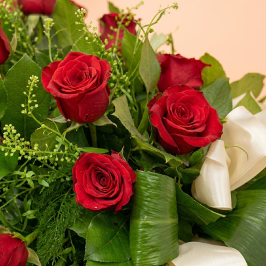 Comprar Ramo Funerario de Rosas Rojas en Barcelona | Flores para Difuntos 2